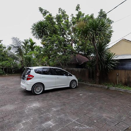Urbanview Hotel Wg Jimbaran Bali Ungasan Exterior foto